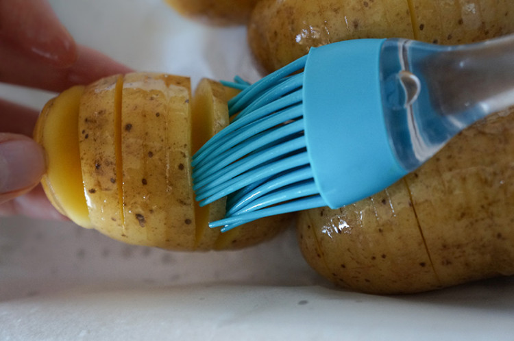 Картошка гармошка в духовке