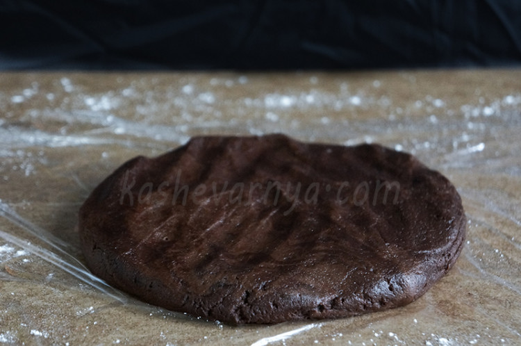 Шоколадный тарт с соленой карамелью