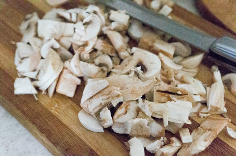 Рецепт сливочной пасты с курицей и грибами
