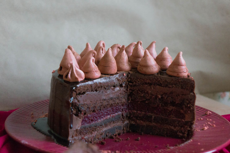 Шоколадный торт «Вишневый трюфель»